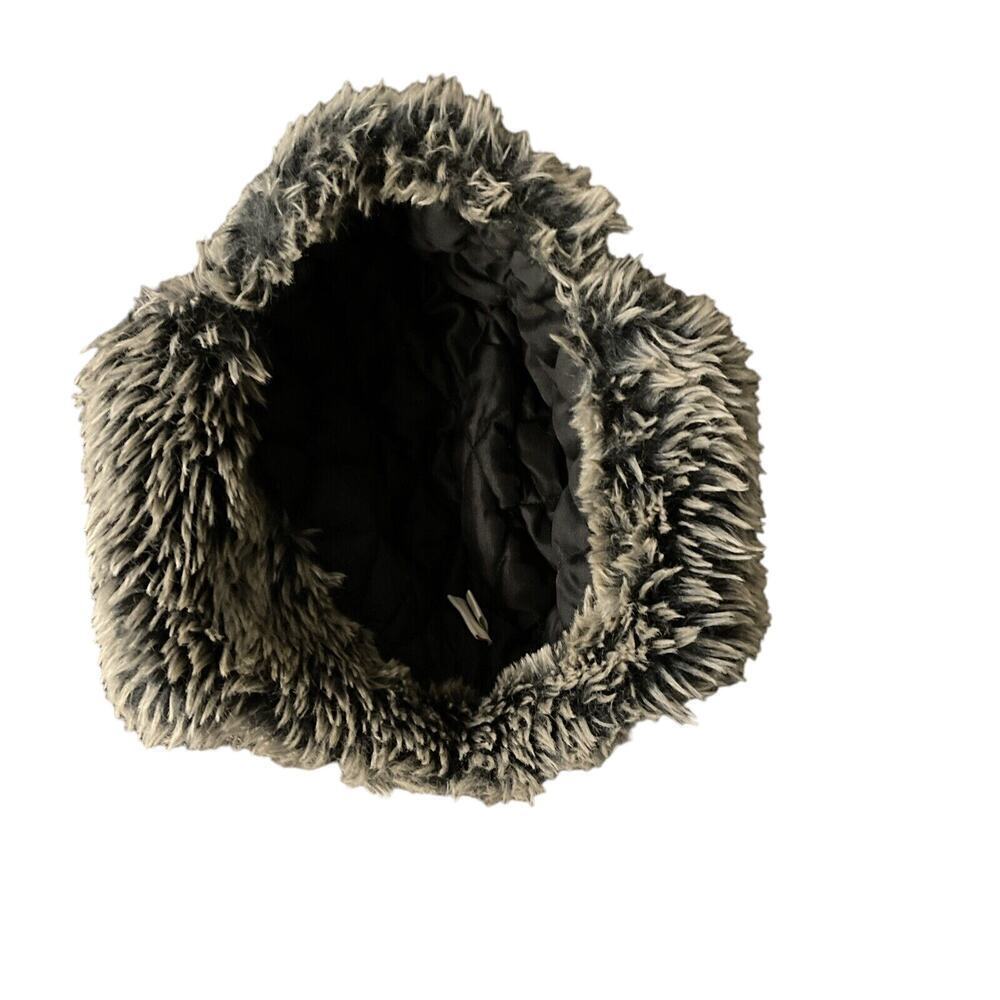 Levi men’s s/m nylon line trapper hat Faux Fur lining - Picture 5 of 6